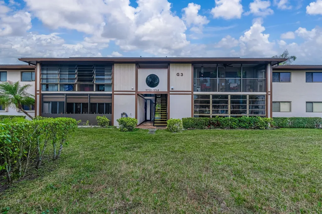 9754 N Belfort Circle Fort Lauderdale FL 33321
