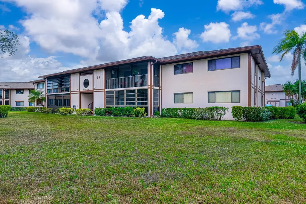 9754 N Belfort Circle Fort Lauderdale FL 33321