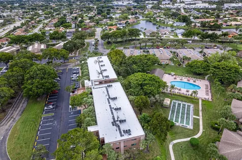 9754 N Belfort Circle Fort Lauderdale FL 33321