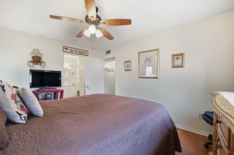 9754 N Belfort Circle Fort Lauderdale FL 33321