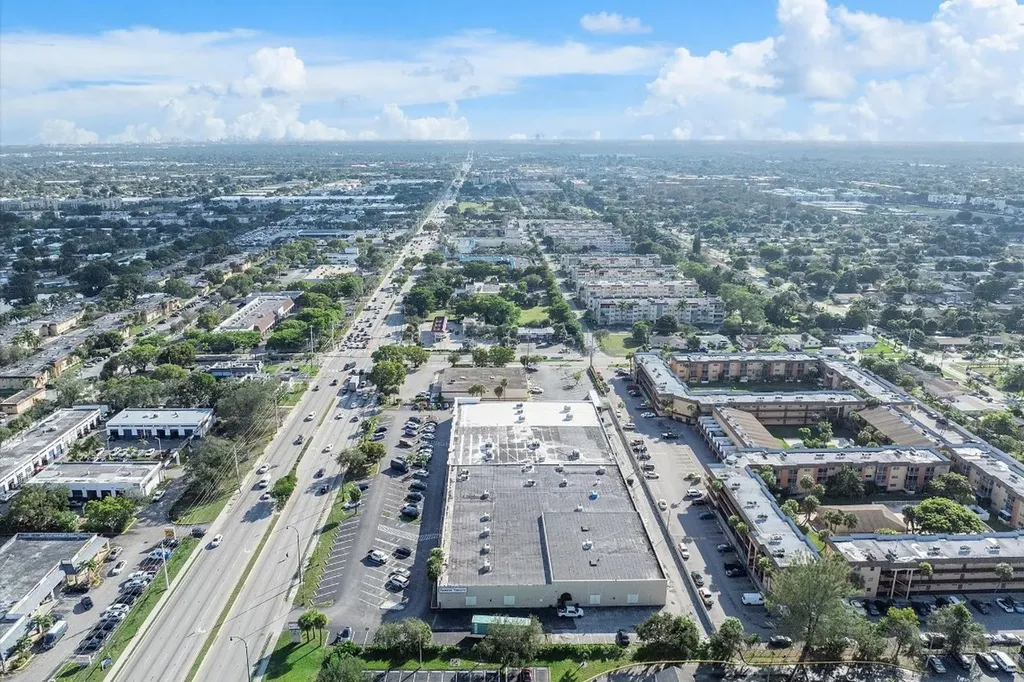 2647 N State Road 7 Lauderdale Lakes FL 33313