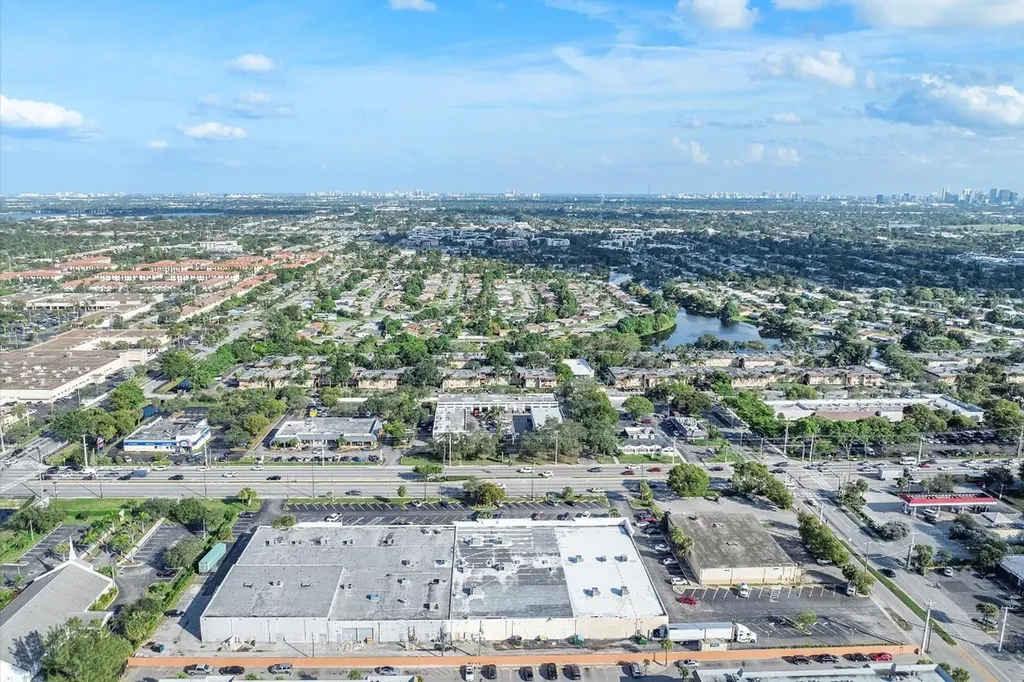 2647 N State Road 7 Lauderdale Lakes FL 33313