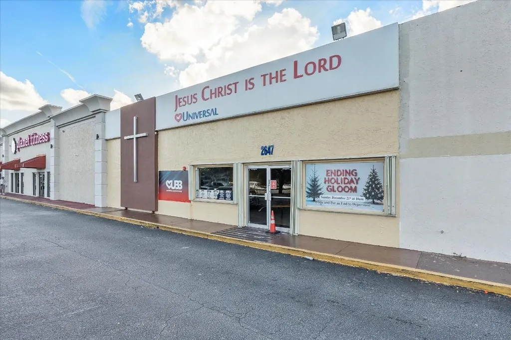 2647 N State Road 7 Lauderdale Lakes FL 33313