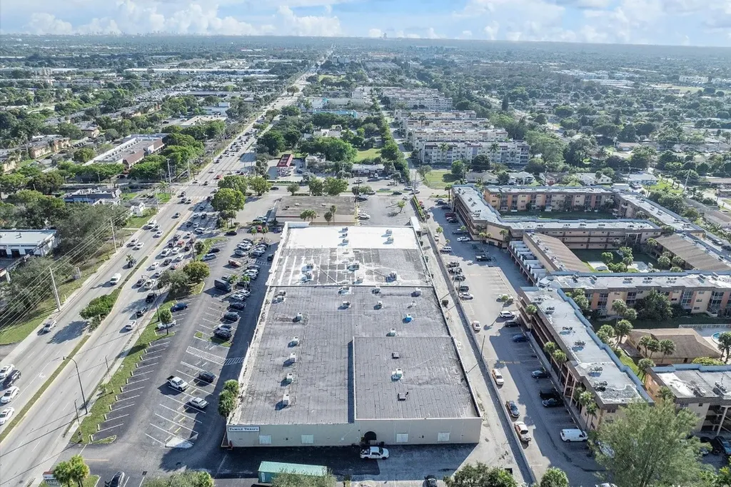 2647 N State Road 7 Lauderdale Lakes FL 33313