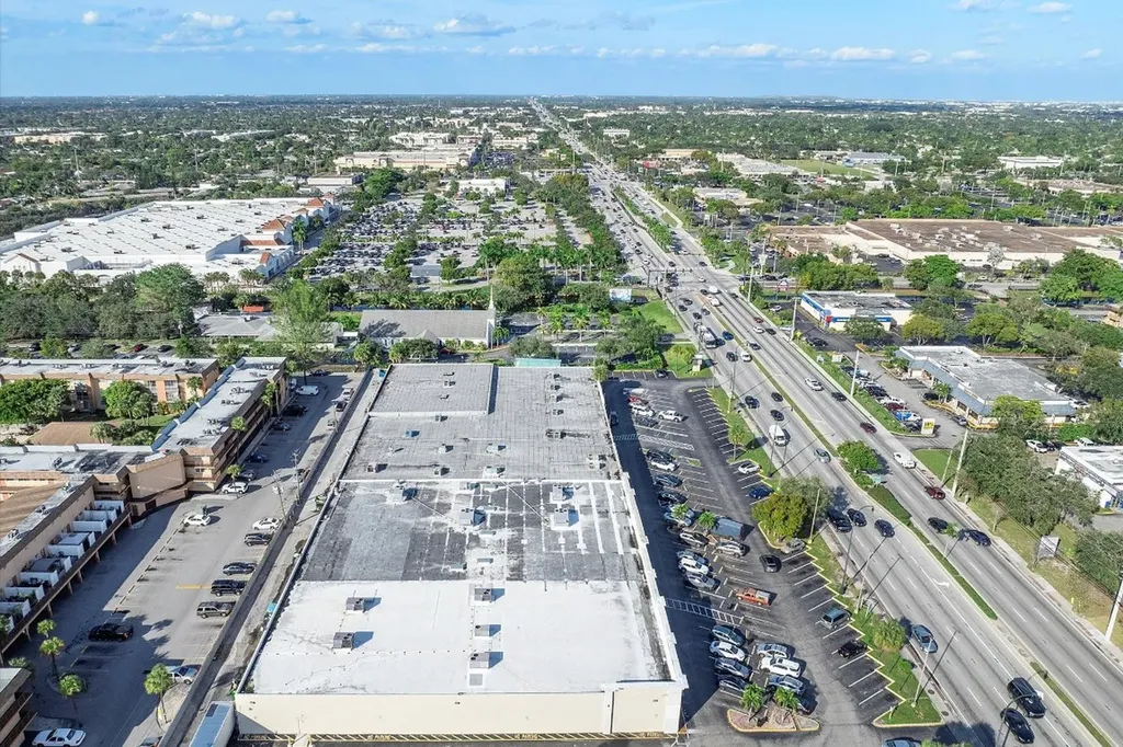 2647 N State Road 7 Lauderdale Lakes FL 33313