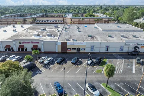 2647 N State Road 7 Lauderdale Lakes FL 33313