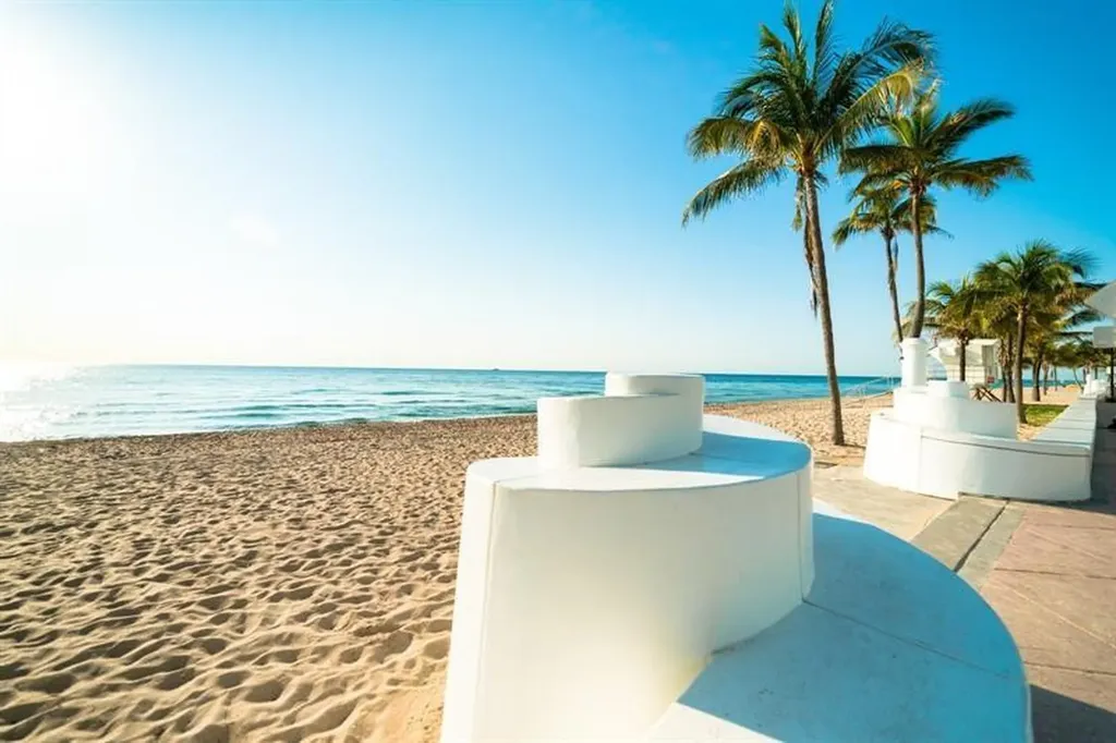 3111 NE 51st Street Fort Lauderdale FL 33308
