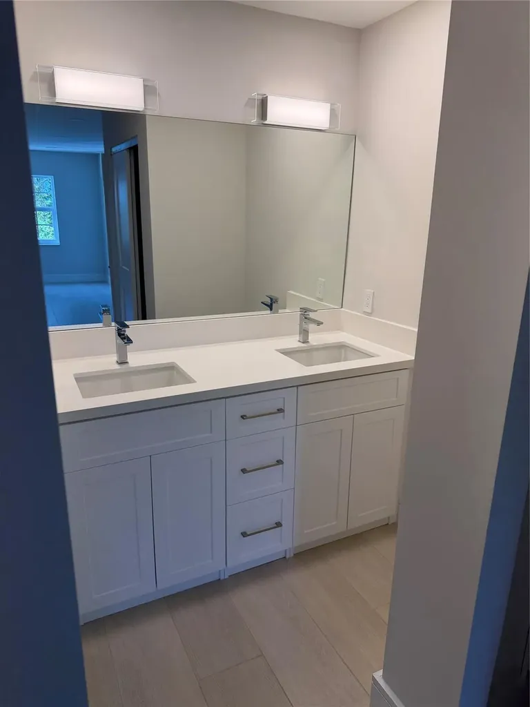 6347 Bay Club Drive Fort Lauderdale FL 33308