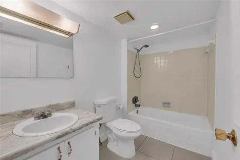 10762 La Placida Drive Coral Springs FL 33065