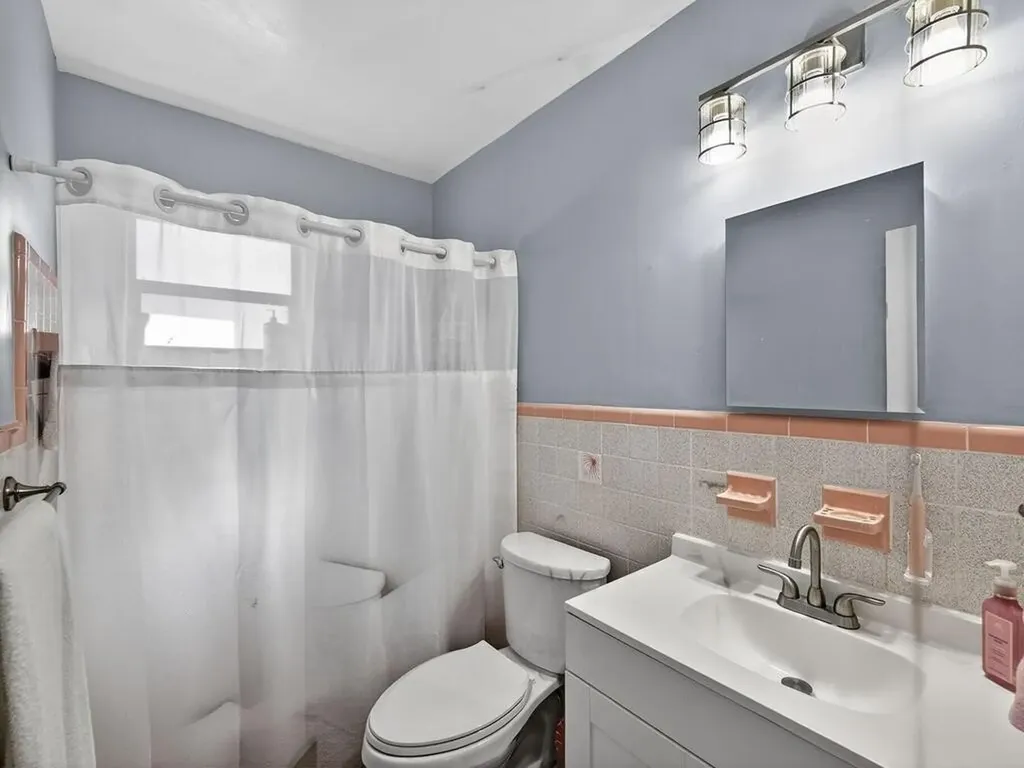 1632 NE 33rd Street Oakland Park FL 33334