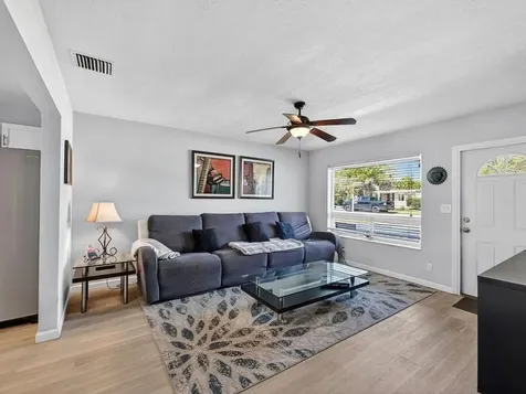 1632 NE 33rd Street Oakland Park FL 33334