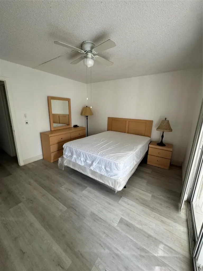 295 Newport T Deerfield Beach FL 33442