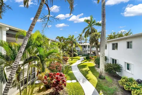 2161 NE 42nd Court Lighthouse Point FL 33064