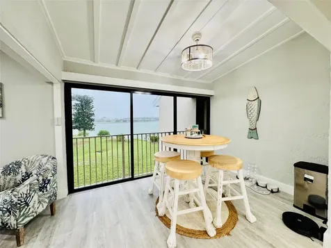 3216 S Lakeview Circle Fort Pierce FL 34949