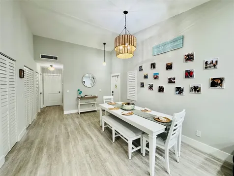3216 S Lakeview Circle Fort Pierce FL 34949