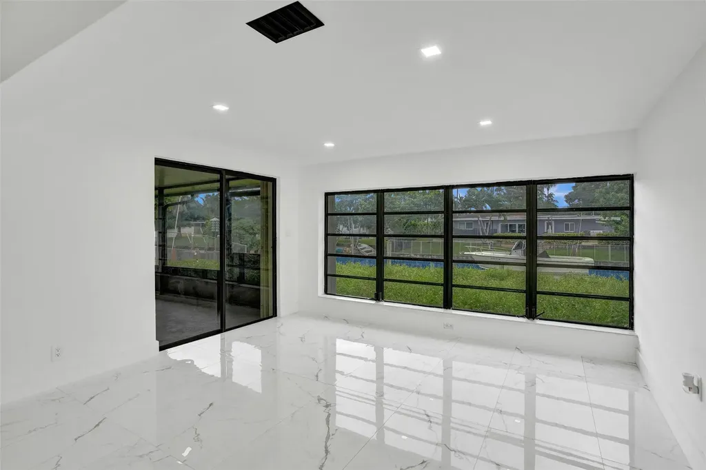 5840 SW 14th Street Plantation FL 33317