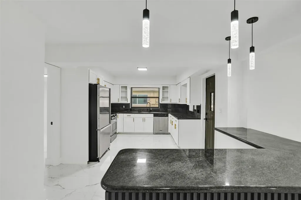 5840 SW 14th Street Plantation FL 33317