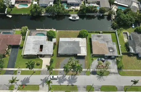 5840 SW 14th Street Plantation FL 33317