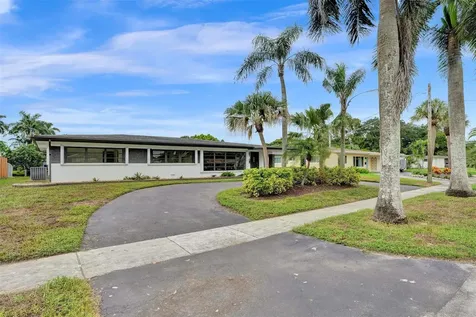 5840 SW 14th Street Plantation FL 33317