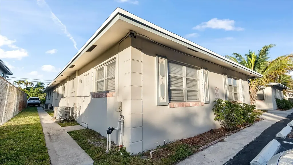 709 SE 15th Street Fort Lauderdale FL 33316