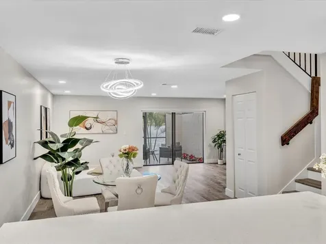 1381 NW 99th Avenue Pembroke Pines FL 33024