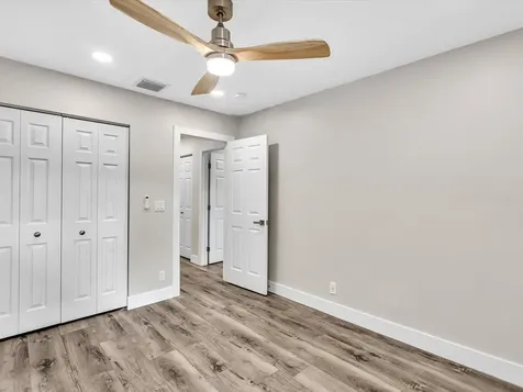 1381 NW 99th Avenue Pembroke Pines FL 33024