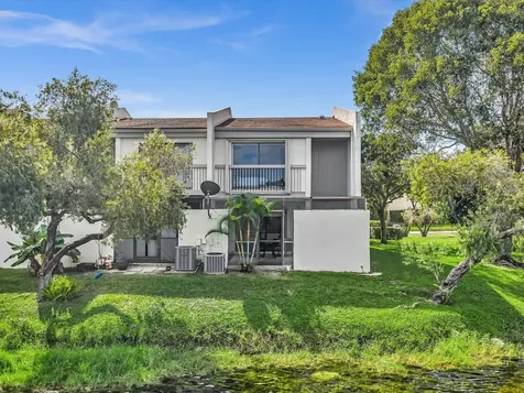 1381 NW 99th Avenue Pembroke Pines FL 33024