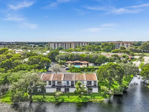 1381 NW 99th Avenue Pembroke Pines FL 33024