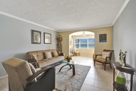 9821 Sunrise Lakes Boulevard Sunrise FL 33322