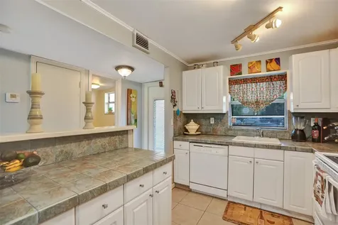 9821 Sunrise Lakes Boulevard Sunrise FL 33322