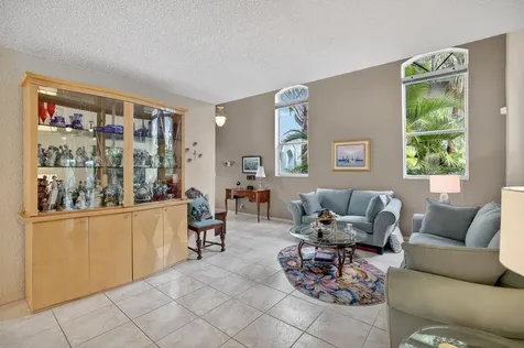 10638 NW 7th Street Pembroke Pines FL 33026