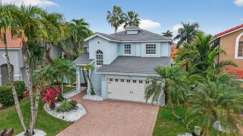 10638 NW 7th Street Pembroke Pines FL 33026