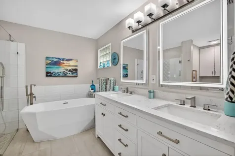 10638 NW 7th Street Pembroke Pines FL 33026