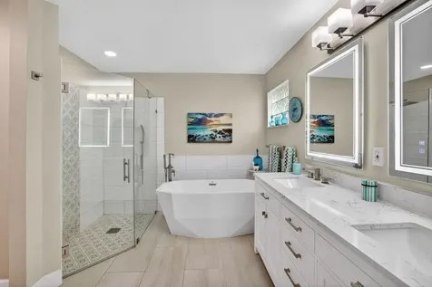 10638 NW 7th Street Pembroke Pines FL 33026
