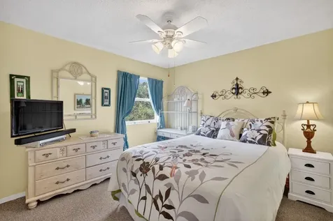 10638 NW 7th Street Pembroke Pines FL 33026