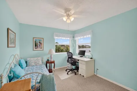 10638 NW 7th Street Pembroke Pines FL 33026