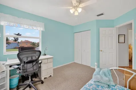 10638 NW 7th Street Pembroke Pines FL 33026