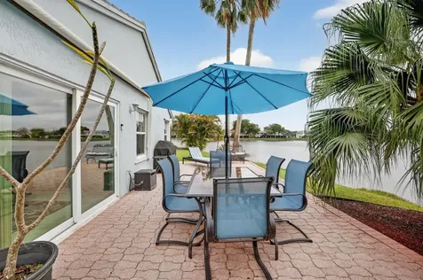 10638 NW 7th Street Pembroke Pines FL 33026