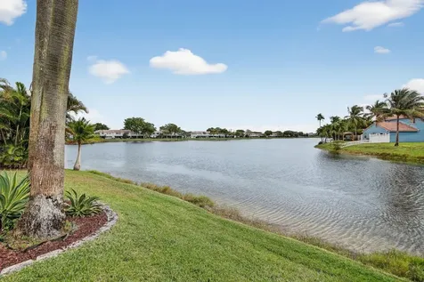10638 NW 7th Street Pembroke Pines FL 33026