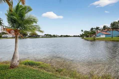 10638 NW 7th Street Pembroke Pines FL 33026