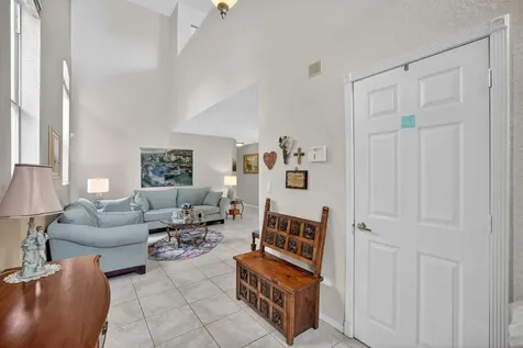 10638 NW 7th Street Pembroke Pines FL 33026