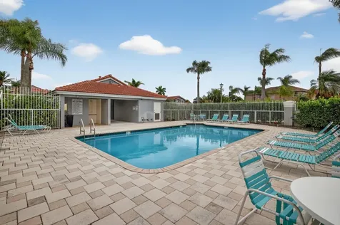 10638 NW 7th Street Pembroke Pines FL 33026