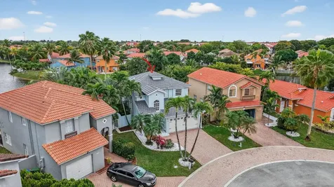 10638 NW 7th Street Pembroke Pines FL 33026