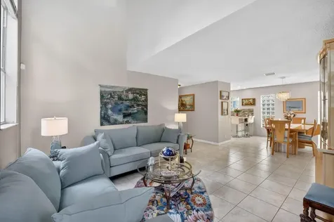 10638 NW 7th Street Pembroke Pines FL 33026