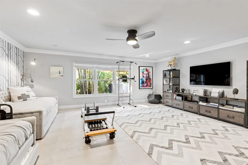 166 Royal Palm Drive Fort Lauderdale FL 33301