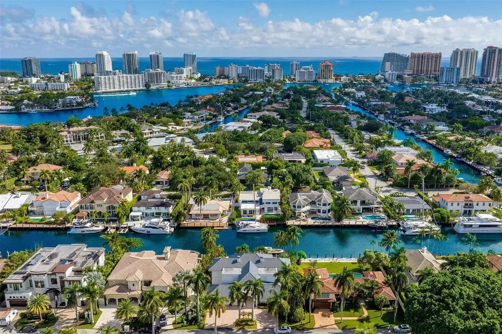 166 Royal Palm Drive Fort Lauderdale FL 33301