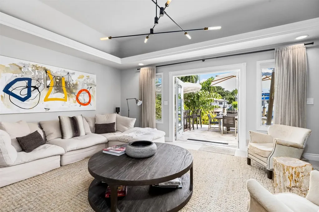 166 Royal Palm Drive Fort Lauderdale FL 33301