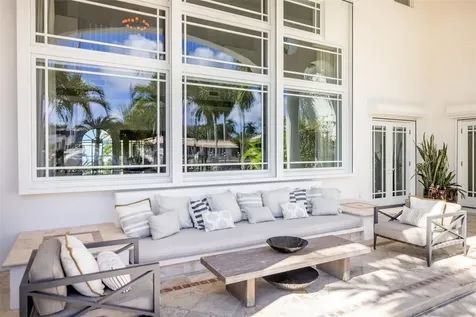 166 Royal Palm Drive Fort Lauderdale FL 33301