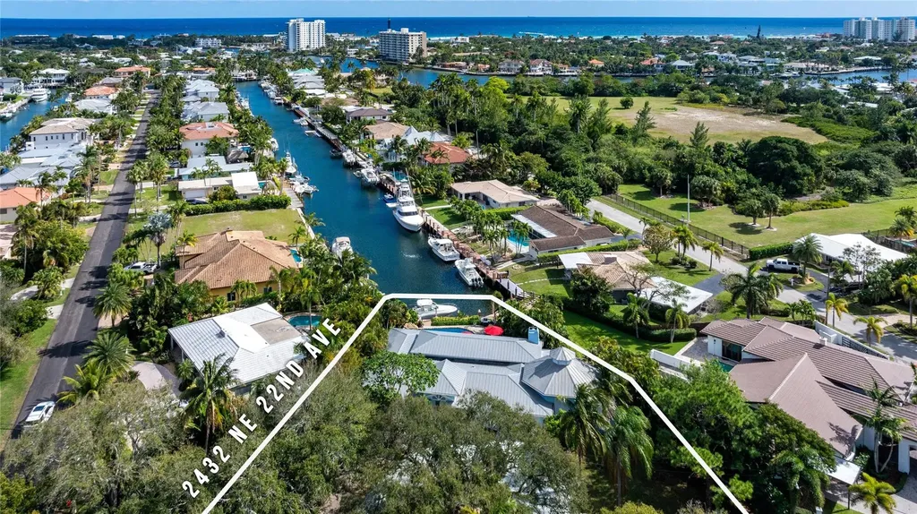 2432 NE 22nd Avenue Lighthouse Point FL 33064