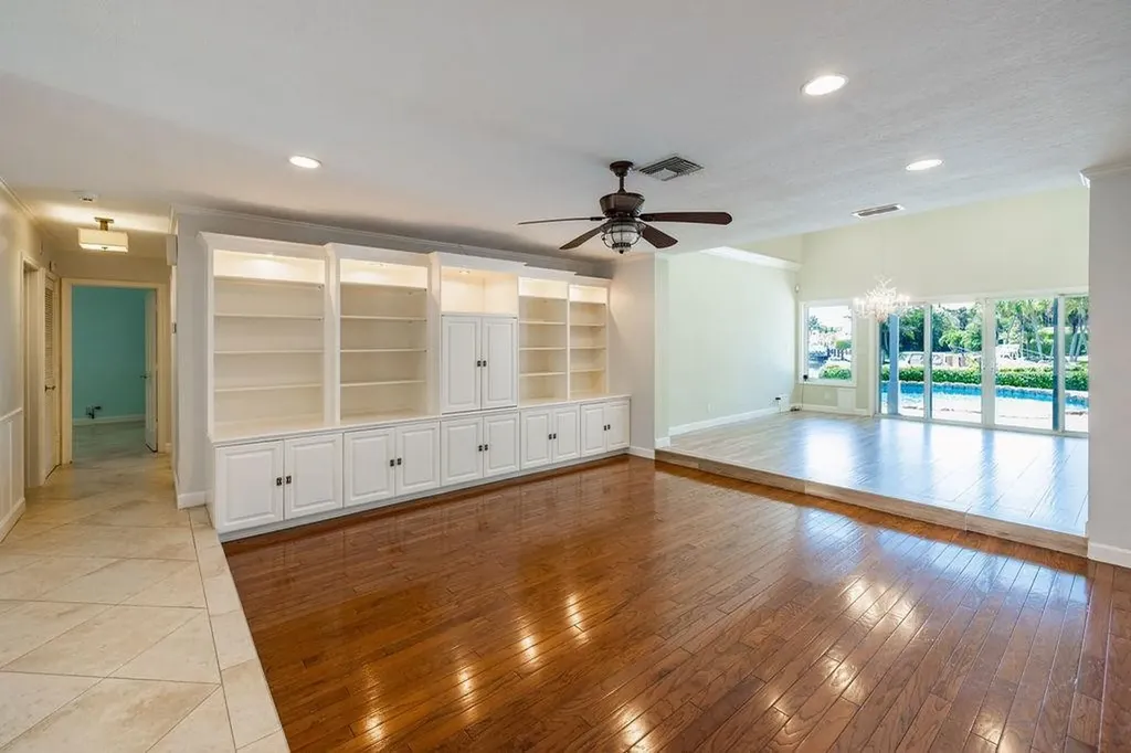 2432 NE 22nd Avenue Lighthouse Point FL 33064